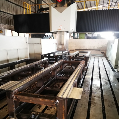 大型數(shù)控機(jī)械設(shè)備加工,大型數(shù)控龍門(mén)制造