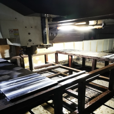 非標(biāo)自動(dòng)化機(jī)架，工作臺(tái)，導(dǎo)軌加工